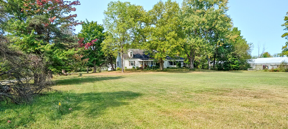 8474 Southern Blvd, Youngstown, OH for sale - Building Photo - Image 3 of 8