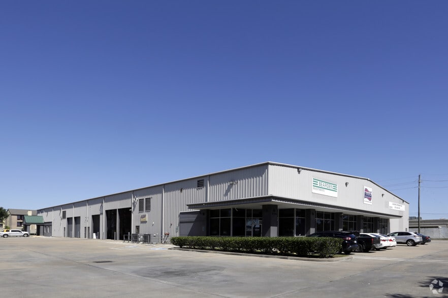 10460 W Sam Houston Pky S, Houston, TX for lease - Primary Photo - Image 1 of 2