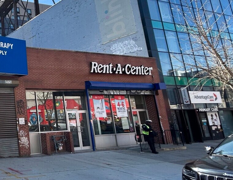 936-938 Southern Blvd, Bronx, NY for lease - Building Photo - Image 1 of 2