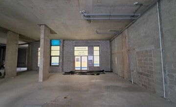 12-16 Bilbury St, Plymouth for lease Interior Photo- Image 1 of 4