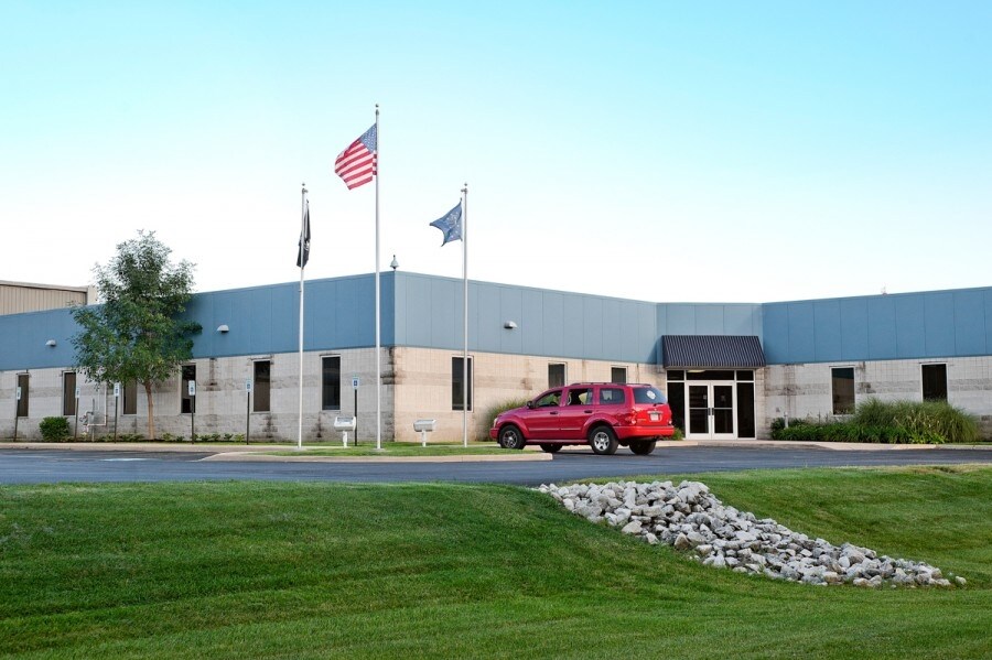 400 S Byrkit St, Mishawaka, IN for sale Primary Photo- Image 1 of 1