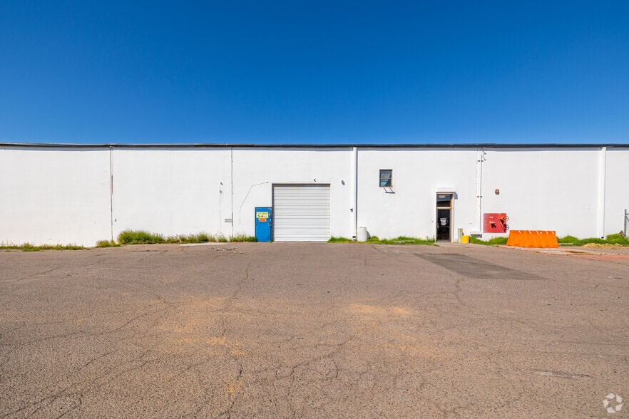 1315 E Gibson Ln, Phoenix, AZ for lease - Building Photo - Image 3 of 62