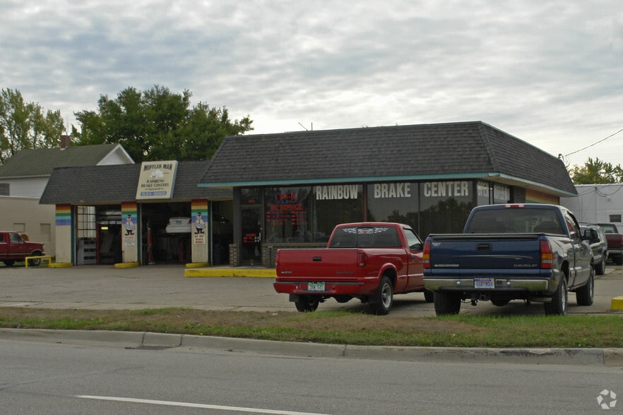 3850 28th St SW, Grandville, MI for sale - Building Photo - Image 2 of 3