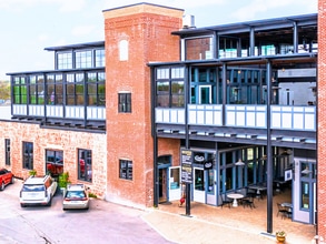 153 S Main St, Boerne, TX for lease Building Photo- Image 1 of 15