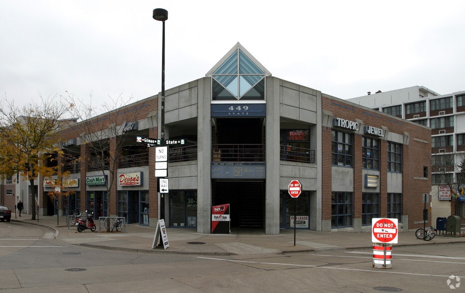 449 State St, Madison, WI for lease - Building Photo - Image 2 of 7