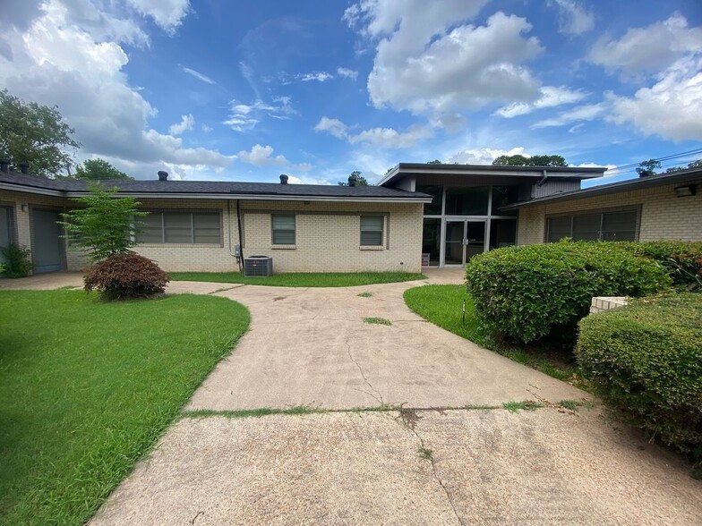 333-335 Southfield Rd, Shreveport, LA for sale - Building Photo - Image 1 of 38