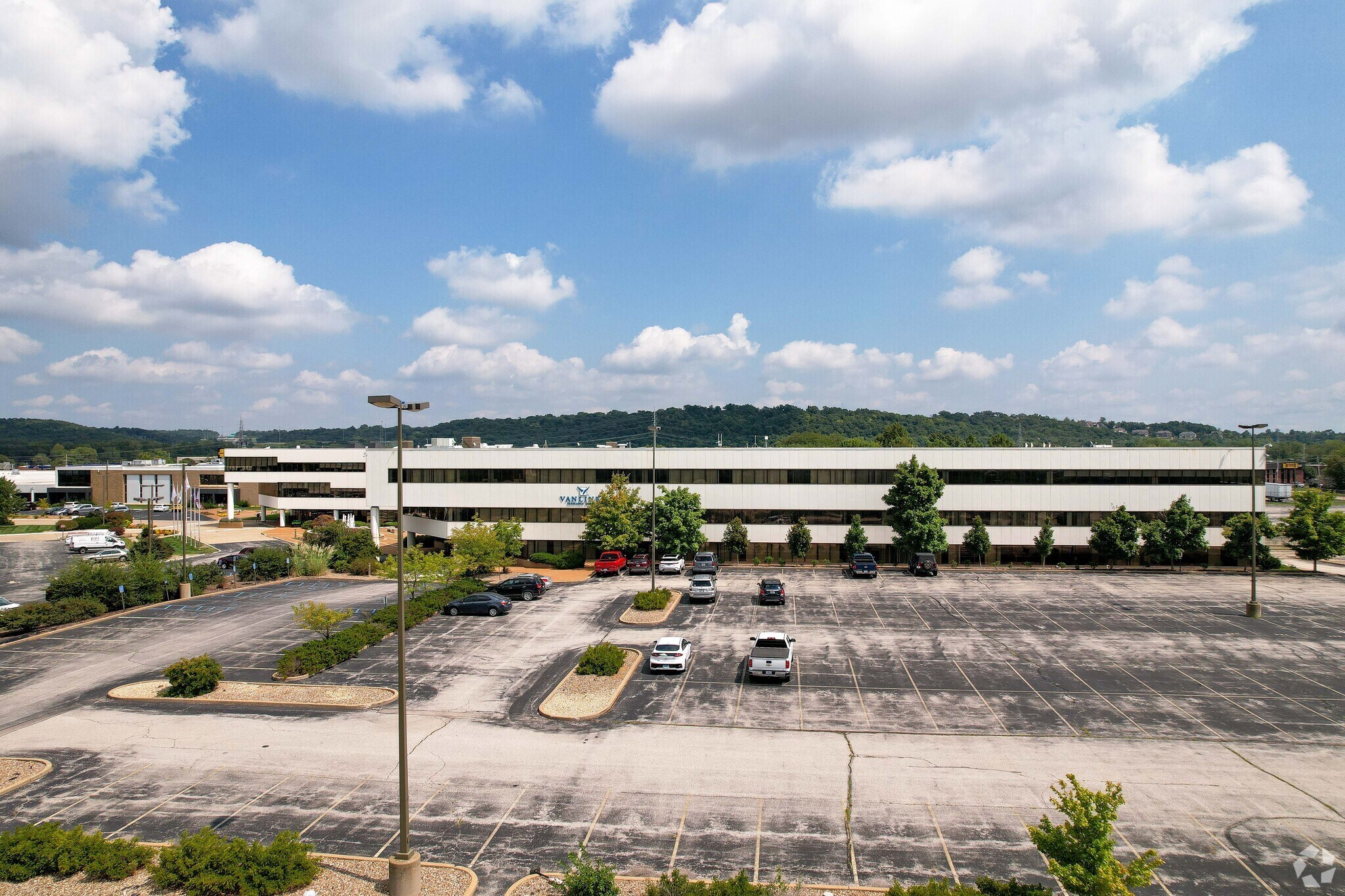 1923 Premier Dr, Fenton, MO 63026 Office for Lease