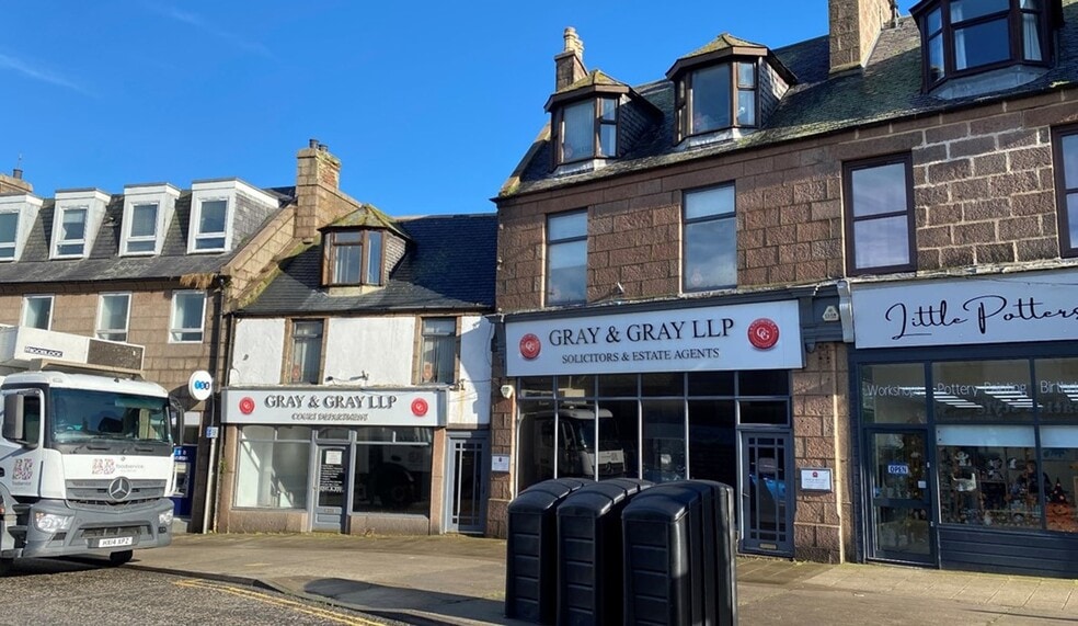 8-10 Queen St, Peterhead for sale - Primary Photo - Image 1 of 3