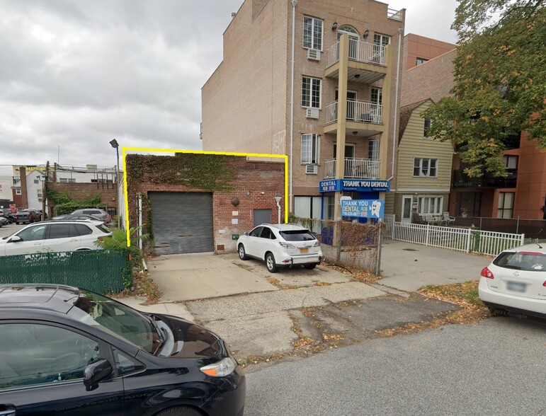 43-19-43-23 Bell Blvd, Bayside, NY for lease - Building Photo - Image 2 of 10