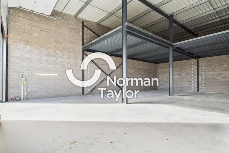 Flex in Montpellier for sale - Interior Photo - Image 3 of 10