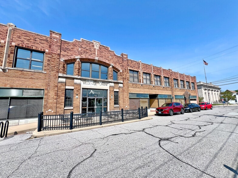 15 N 1st St, Belleville, IL for lease - Building Photo - Image 3 of 4
