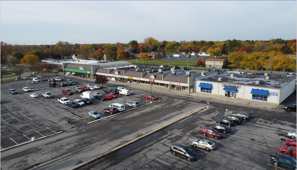 211 N Telegraph Rd, Monroe, MI for lease - Building Photo - Image 1 of 5