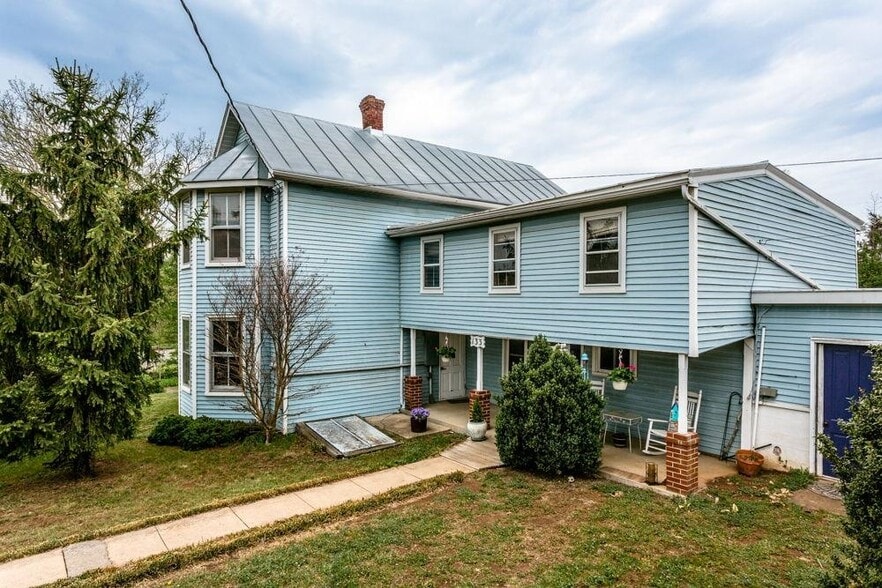 133 W Springbrook Rd, Broadway, VA for sale - Building Photo - Image 3 of 29