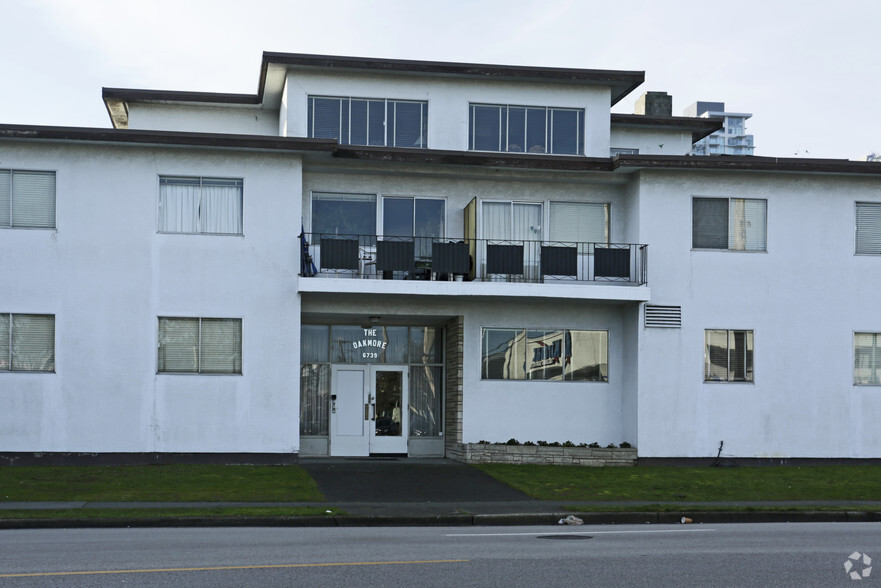 6739 Royal Oak Ave, Burnaby, BC for sale - Building Photo - Image 2 of 5