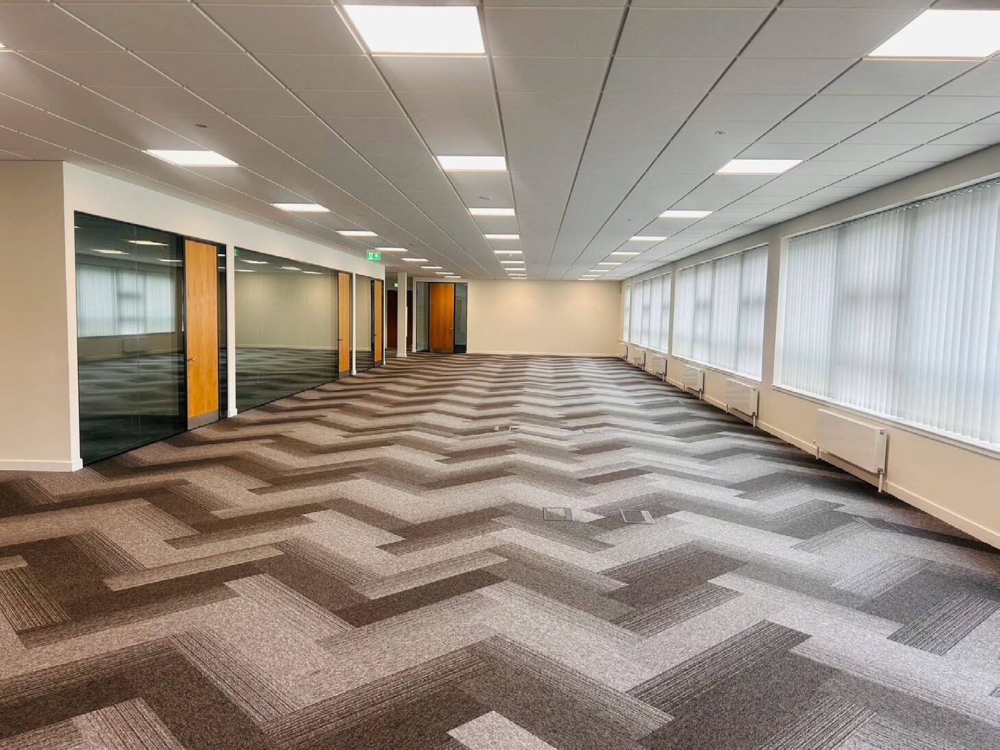 North Rd, Ellesmere Port for lease Interior Photo- Image 1 of 2