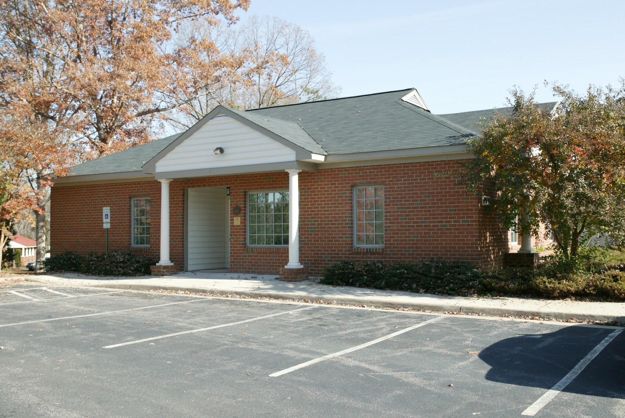 4910 W Hundred Rd, Chester, VA for sale Primary Photo- Image 1 of 1