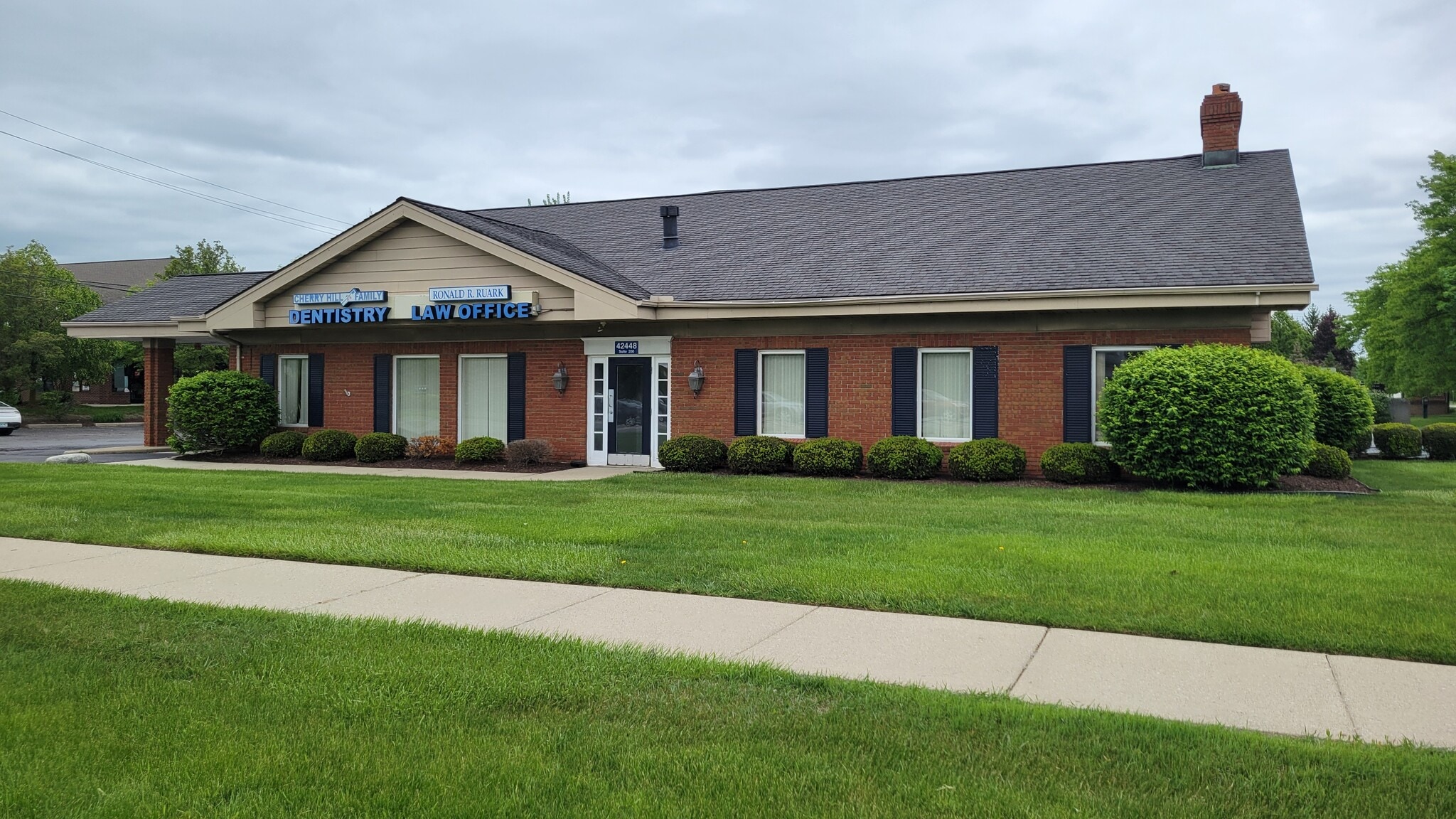 42448 Cherry Hill Rd, Canton, MI for lease Building Photo- Image 1 of 15