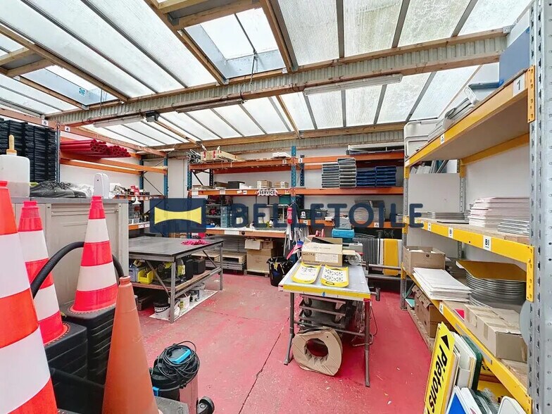 Retail in Maisons-Alfort for sale - Interior Photo - Image 3 of 14