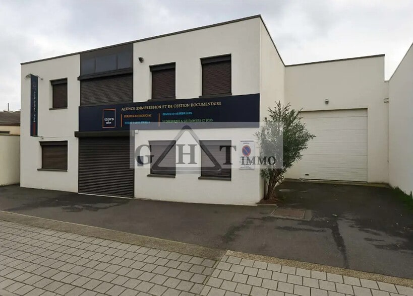 Flex in Colombes for lease - Building Photo - Image 1 of 3