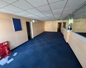 59-61 Nutfield Rd, Merstham for lease Interior Photo- Image 1 of 3