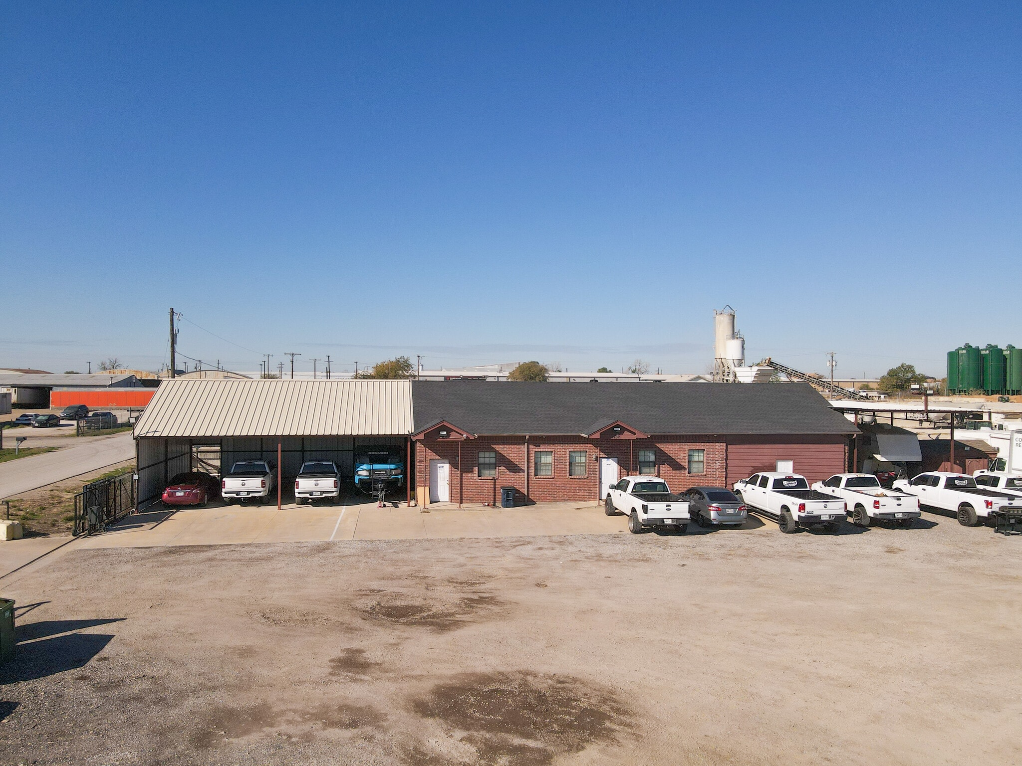 1732 E Hicks Field Rd, Fort Worth, TX for sale Building Photo- Image 1 of 1