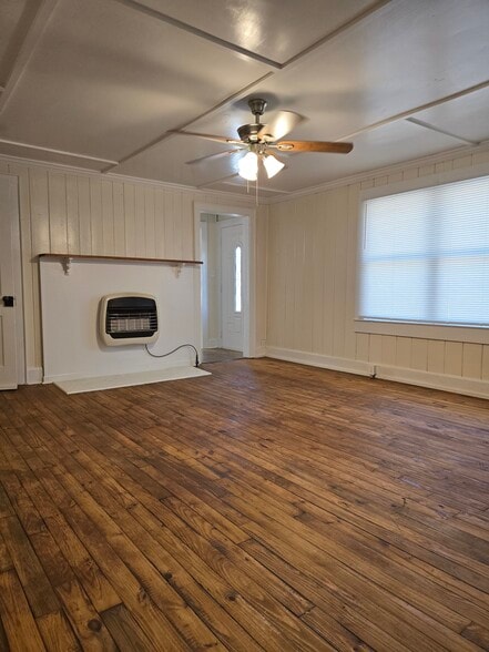 4297 N Henry Blvd, Stockbridge, GA for sale - Interior Photo - Image 2 of 37