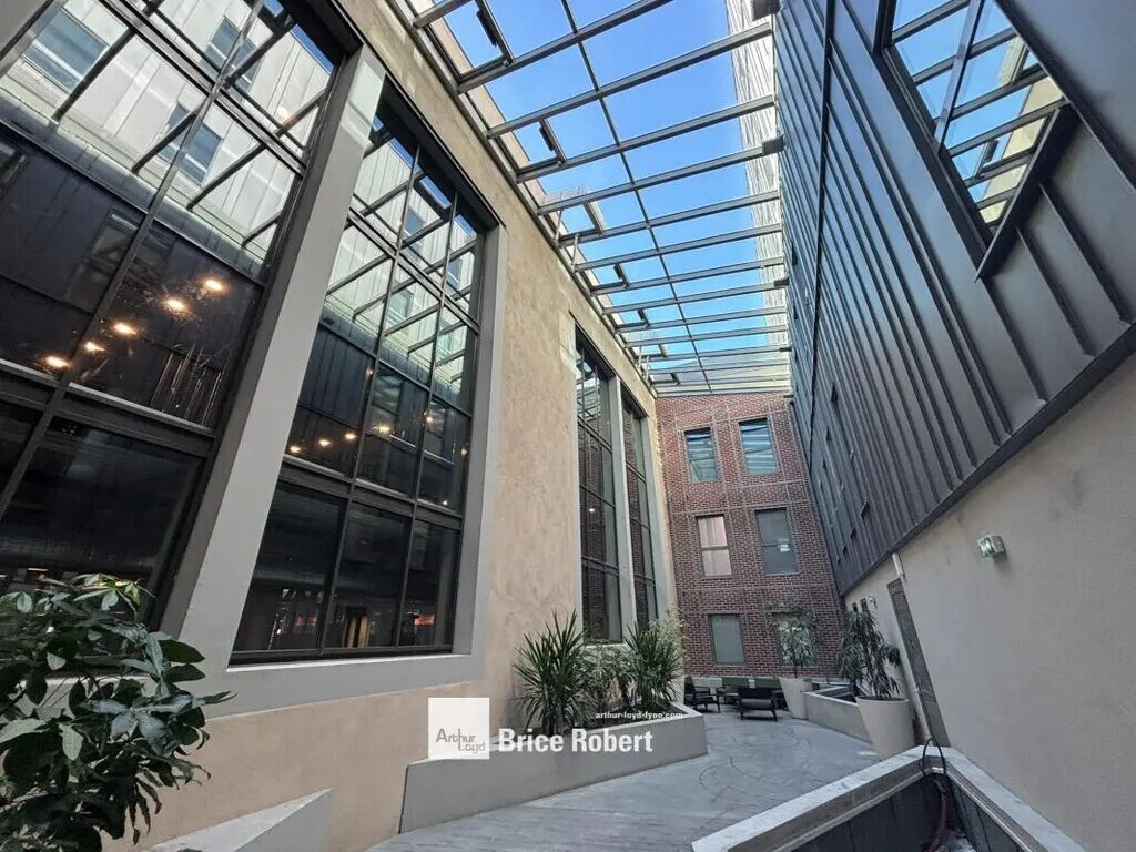 Location Bureaux 367 m² à 734 m² - Photo 1