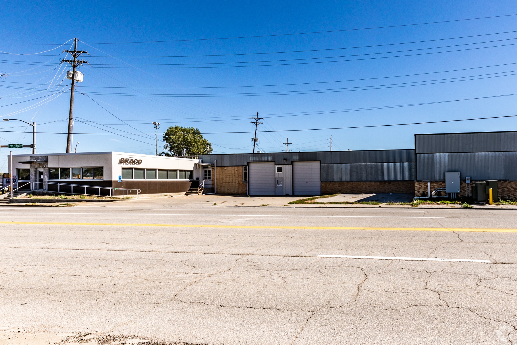 3299 N 7th St Tfwy, Kansas City, KS for sale Building Photo- Image 1 of 21