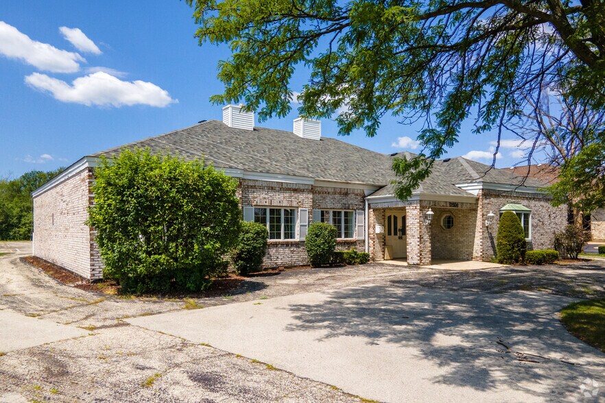 7508 S County Line Rd, Burr Ridge, IL for sale - Building Photo - Image 1 of 1