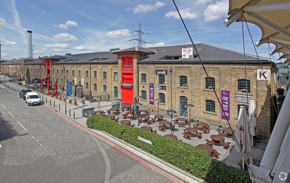 1-4 Western Gtwy, London for lease - Aerial - Image 3 of 10