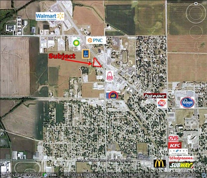 1100 Schuyler Ln, Taylorville, IL for sale - Building Photo - Image 2 of 2