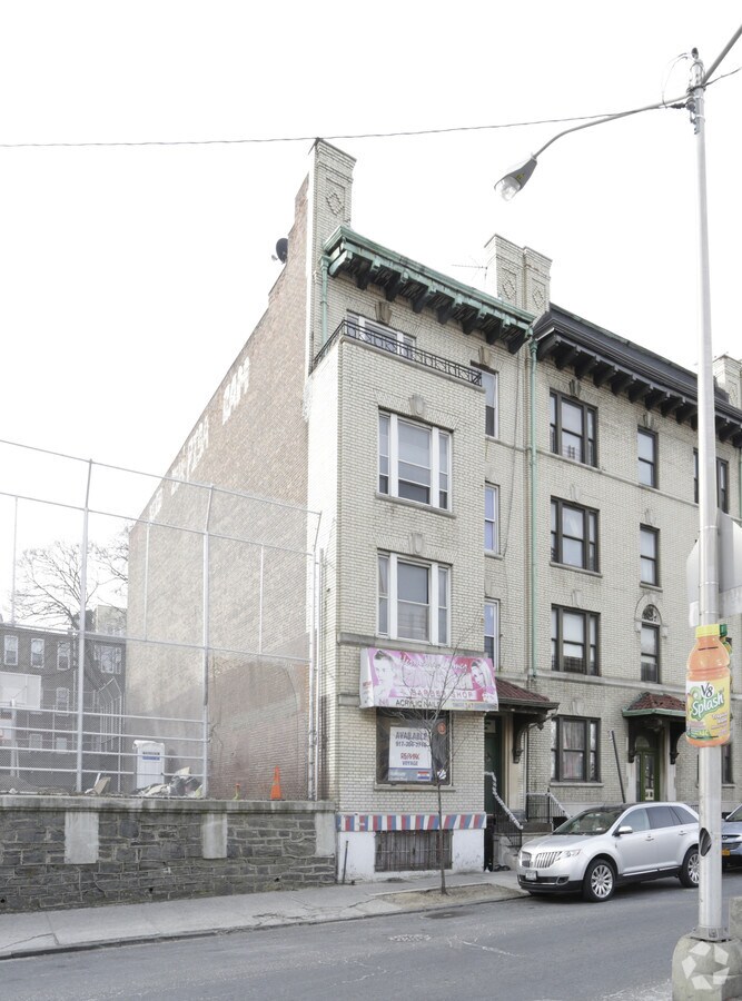 246 E Tremont Ave, Bronx, NY 10457 Property Record