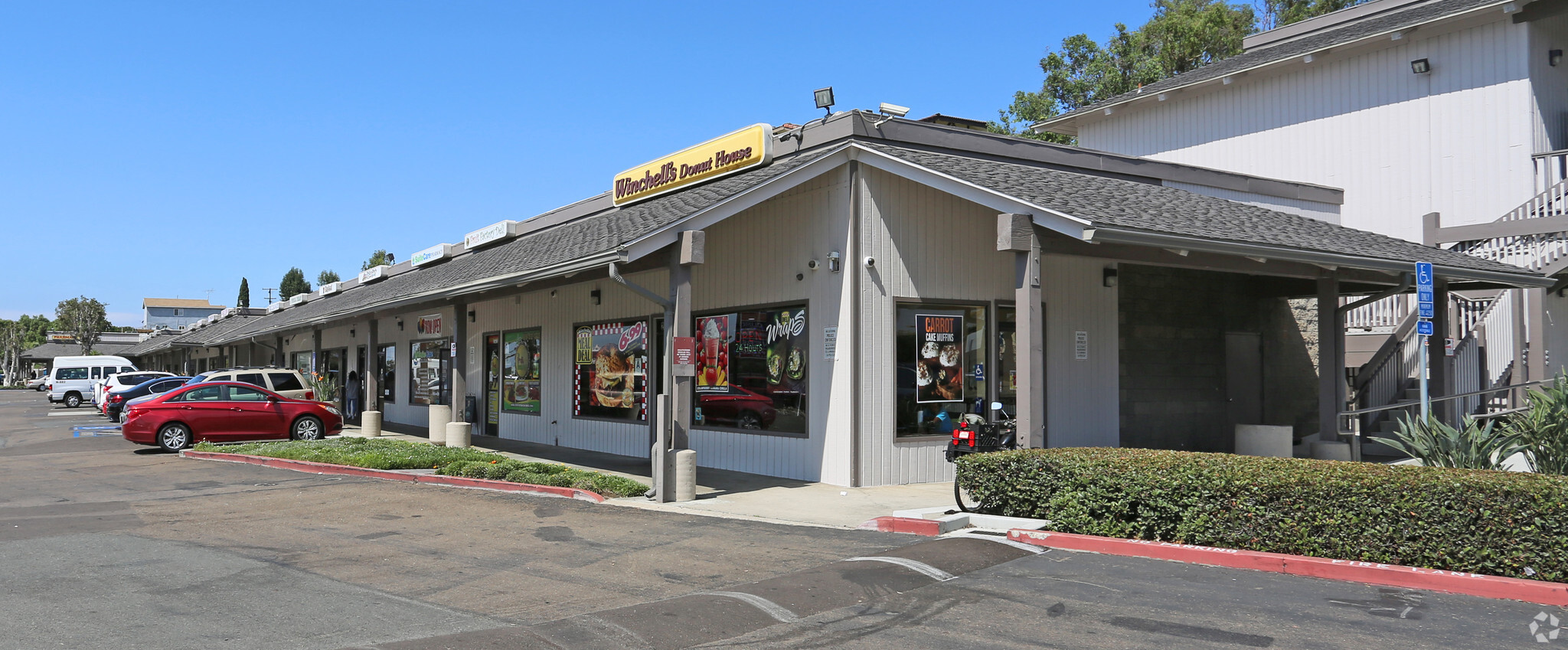 2401-2449 E Plaza Blvd, National City, CA for lease Building Photo- Image 1 of 7