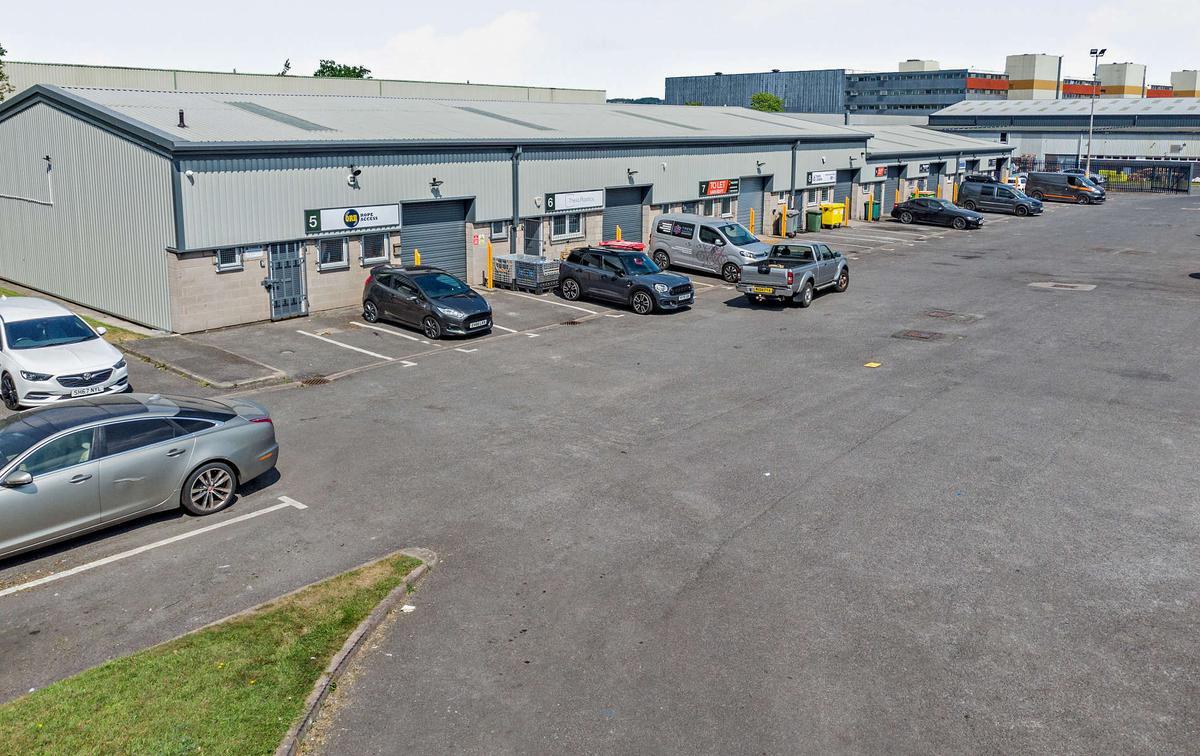 Croftwood Sq, Wigan for lease Building Photo- Image 1 of 3