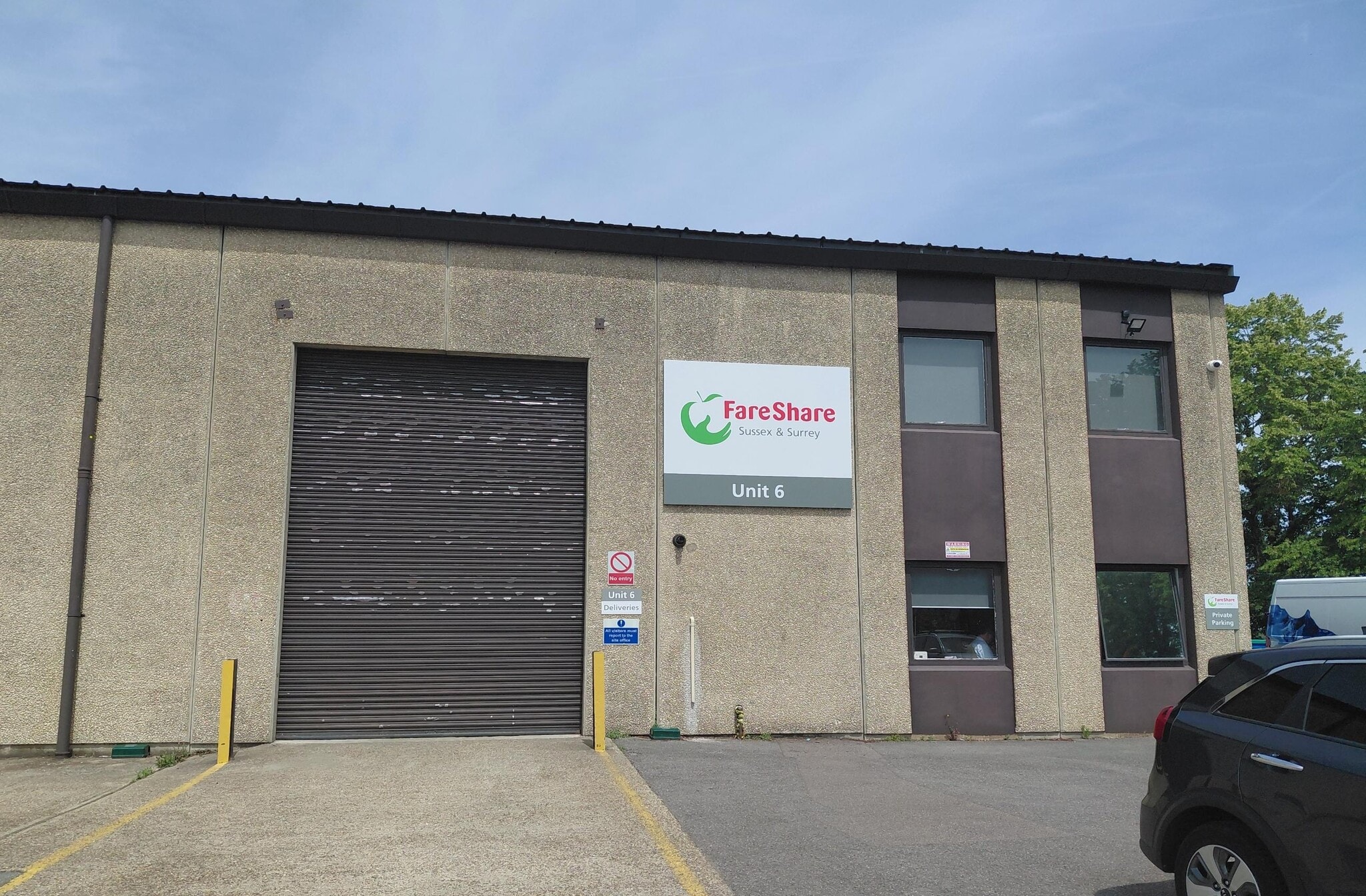 6-8 Midleton Industrial Estate, Guildford for lease Building Photo- Image 1 of 8