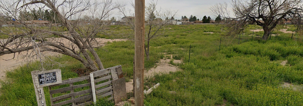 332 Apodaca Rd, Socorro, TX for sale - Building Photo - Image 2 of 5