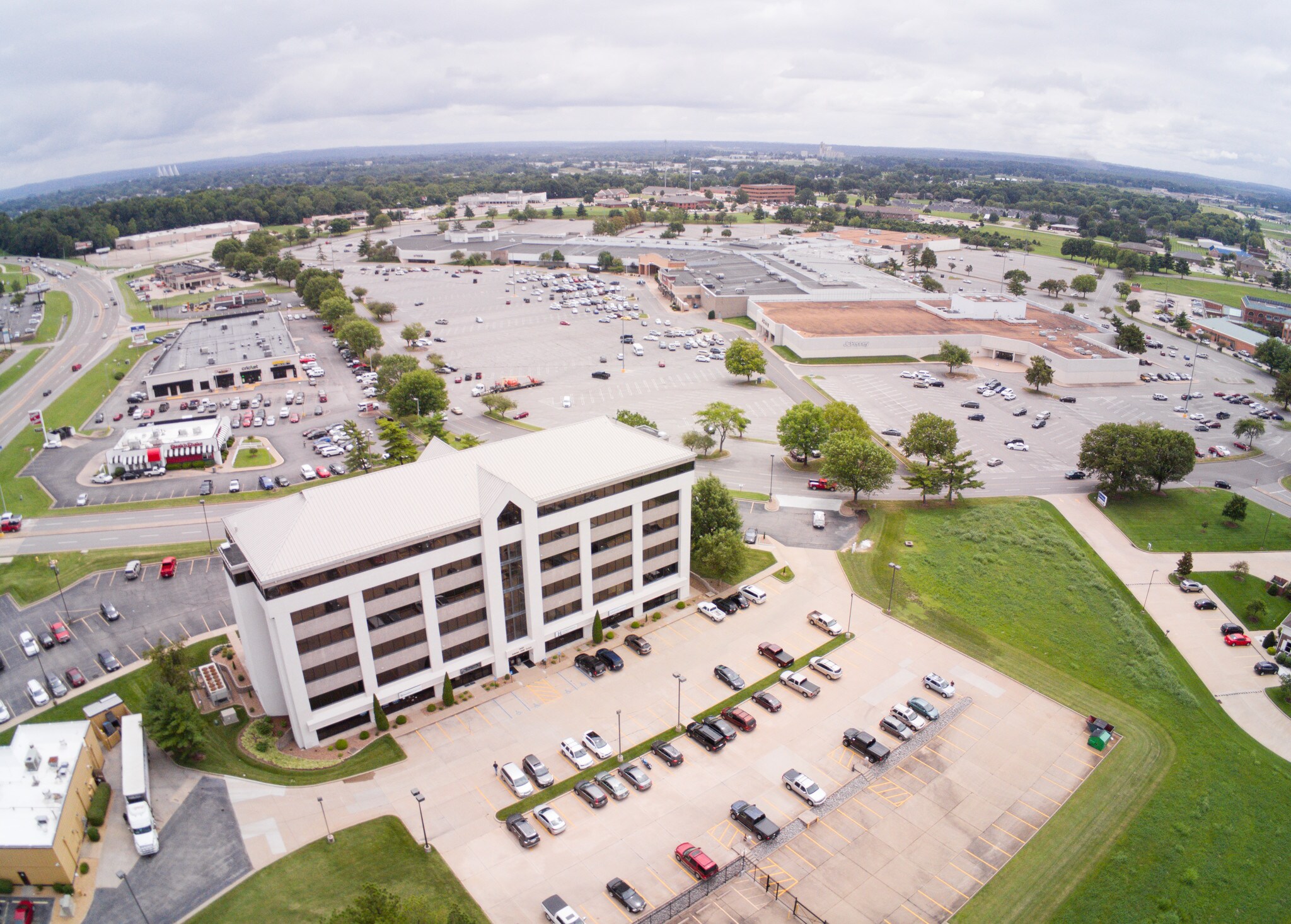 3065 William St, Cape Girardeau, MO 63703 Office for Lease