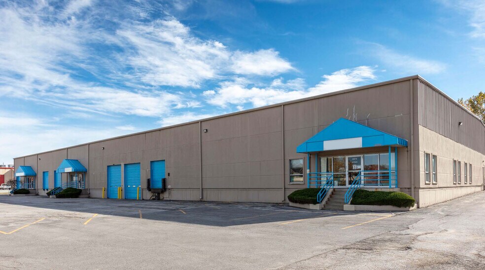 2461-2475 NW Tullison Rd, Riverside, MO for sale - Building Photo - Image 1 of 1