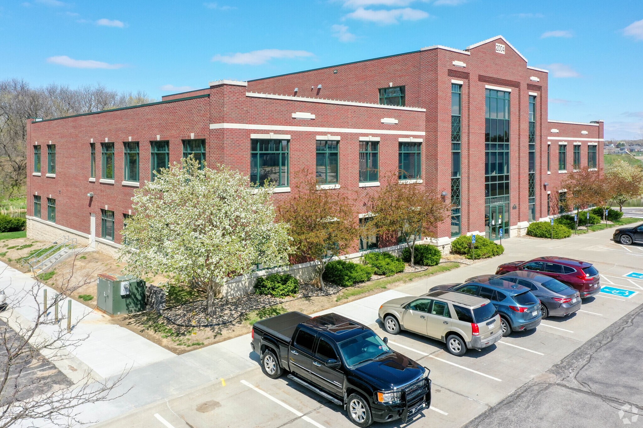 3906 Raynor Pky, Bellevue, NE for sale Primary Photo- Image 1 of 1