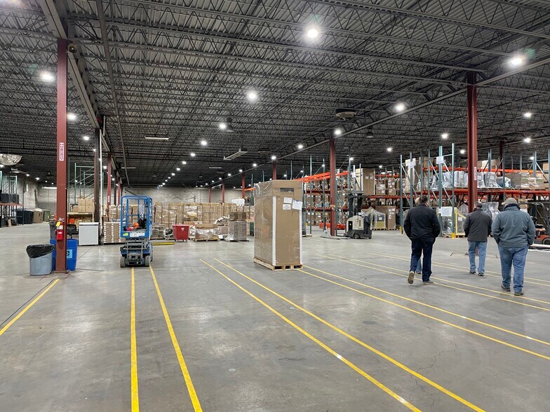 517 E Cedar St, Pulaski, WI for sale - Interior Photo - Image 1 of 1