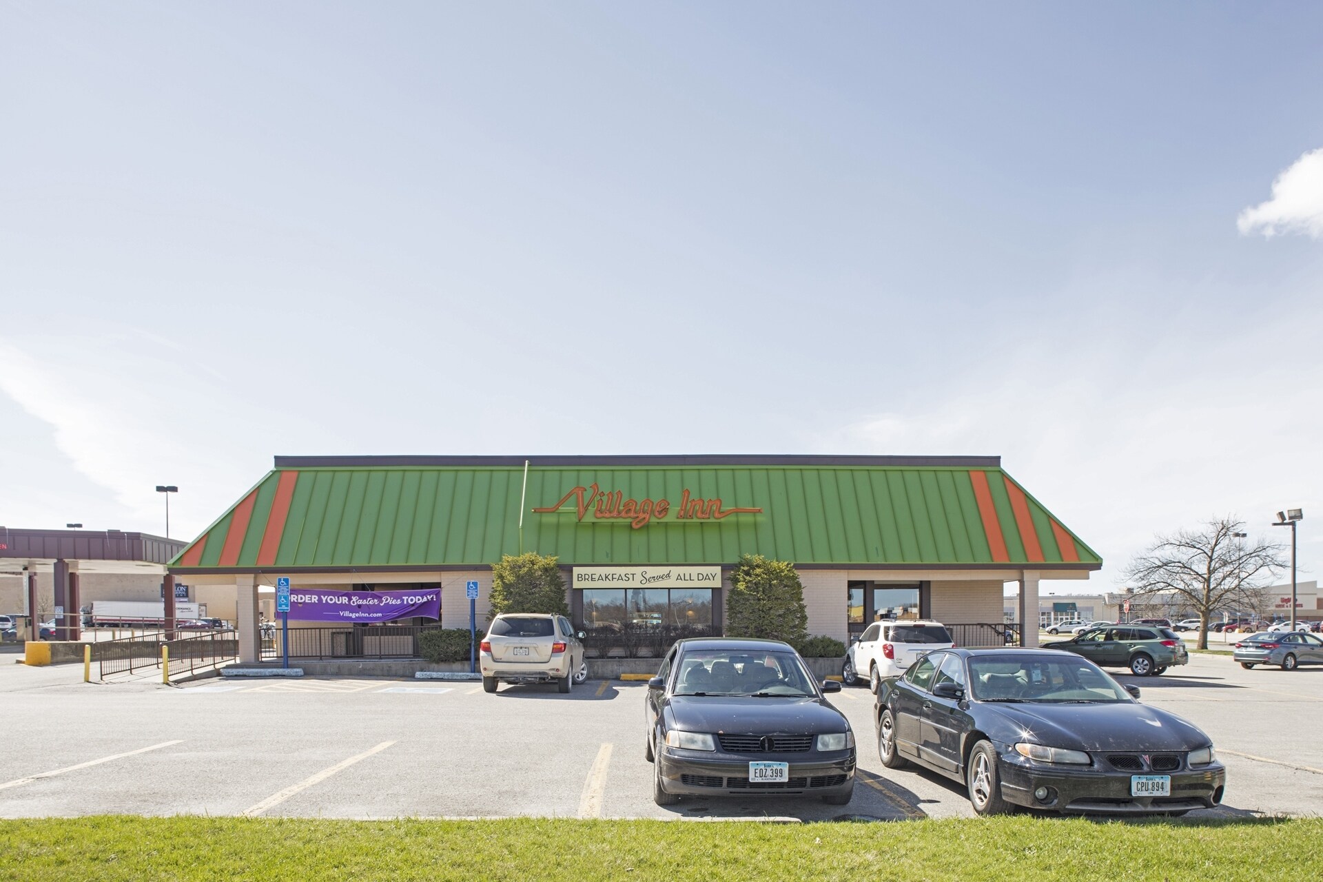 6301 University Ave, Cedar Falls, IA for sale Building Photo- Image 1 of 1