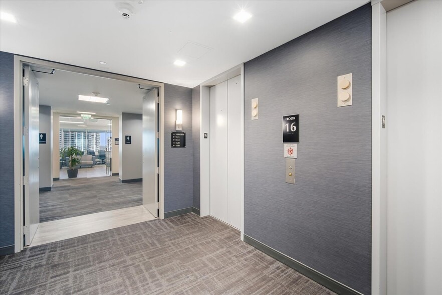 201 E Kennedy Blvd, Tampa, FL for lease - Building Photo - Image 2 of 30