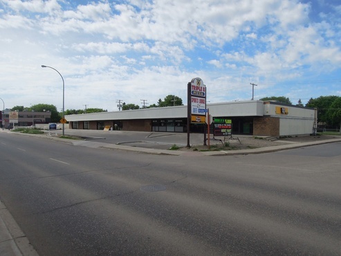 700 Victoria Av, Regina, SK for lease - Building Photo - Image 1 of 10