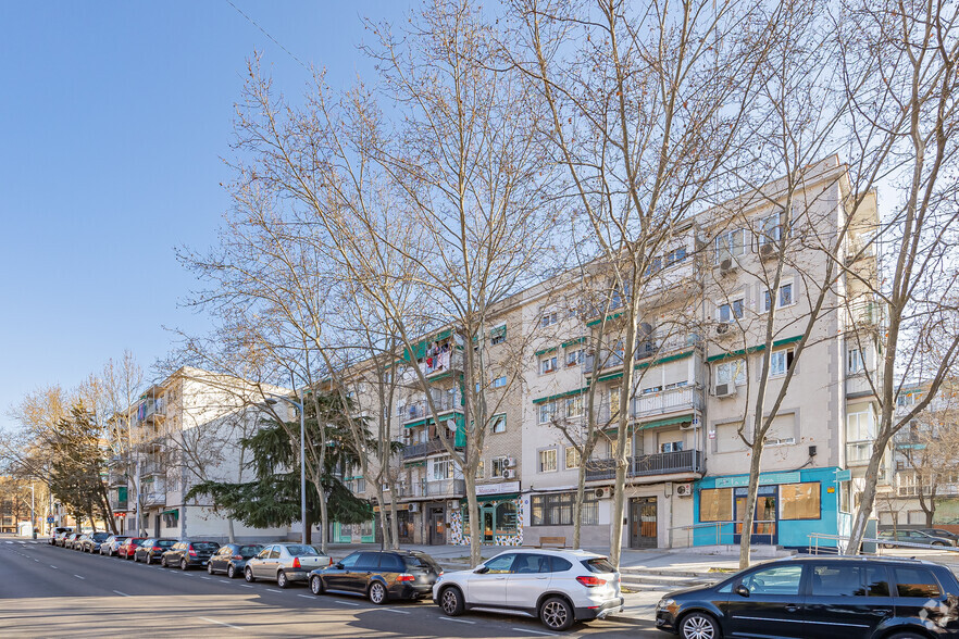 Calle Cáceres, 17, Alcorcón, Madrid for sale - Building Photo - Image 2 of 2