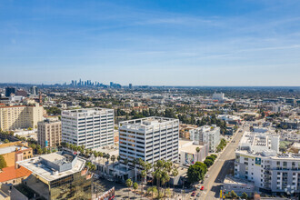 7080 Hollywood Blvd, Los Angeles, CA - aerial  map view