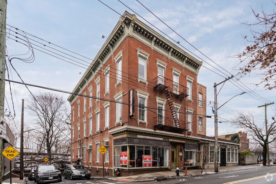 691 Bay St, Staten Island, NY for sale - Primary Photo - Image 1 of 1