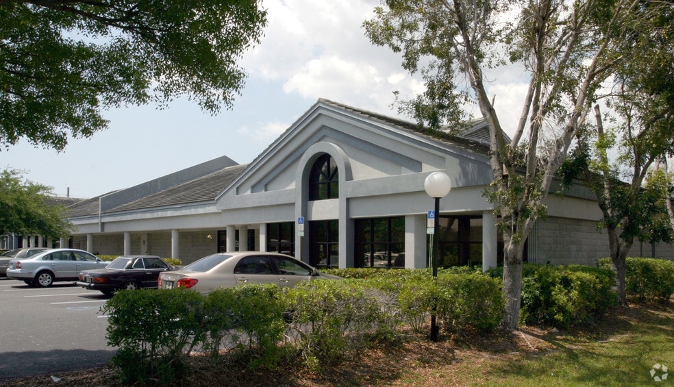 6100 Winkler Rd, Fort Myers, FL for sale - Building Photo - Image 3 of 5