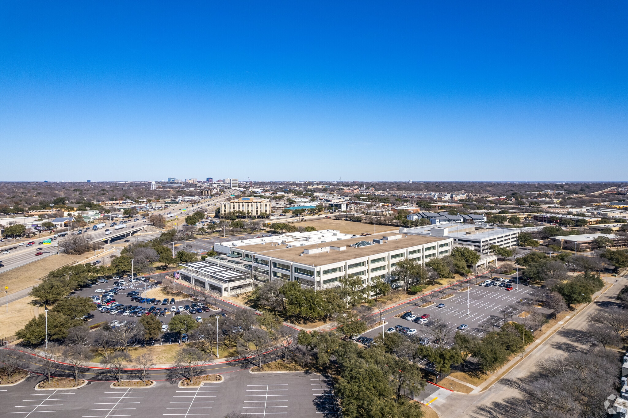 901 S Central Expy, Richardson, TX 75080 Office for Lease