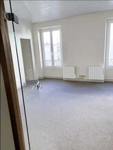 182 Rue La Fayette, Paris for lease Interior Photo- Image 2 of 3
