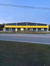 18440 Paulson Dr, Port Charlotte, FL for lease Interior Photo- Image 1 of 8